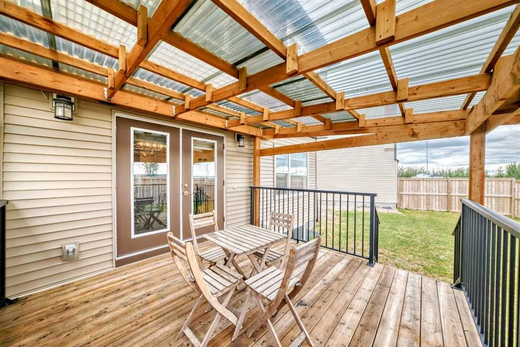 128 Savanna Lane NE