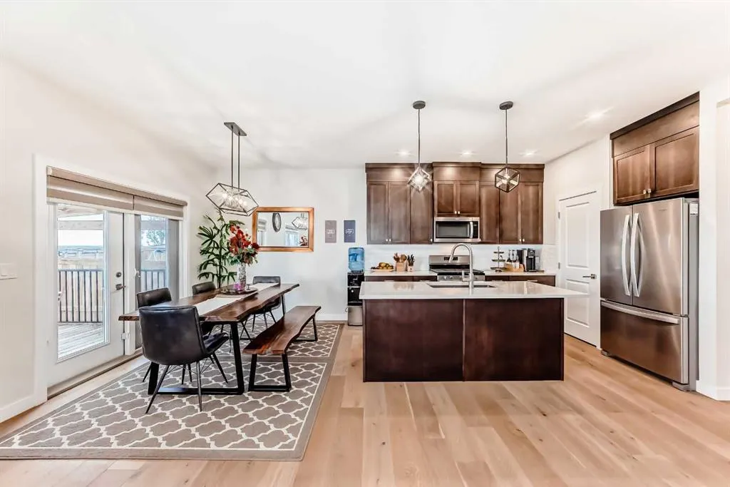 128 Savanna Lane NE
