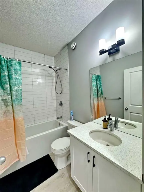 14 Sundown Close