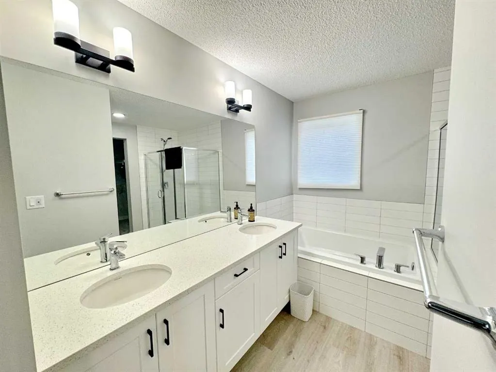 14 Sundown Close