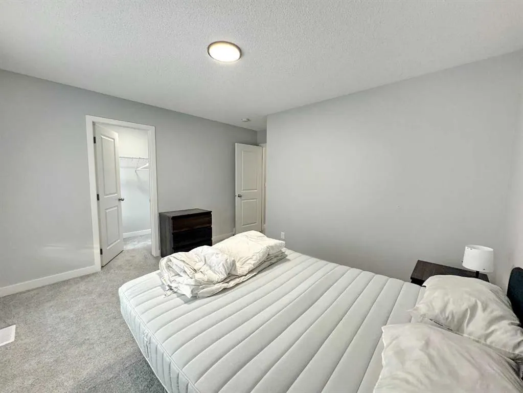14 Sundown Close