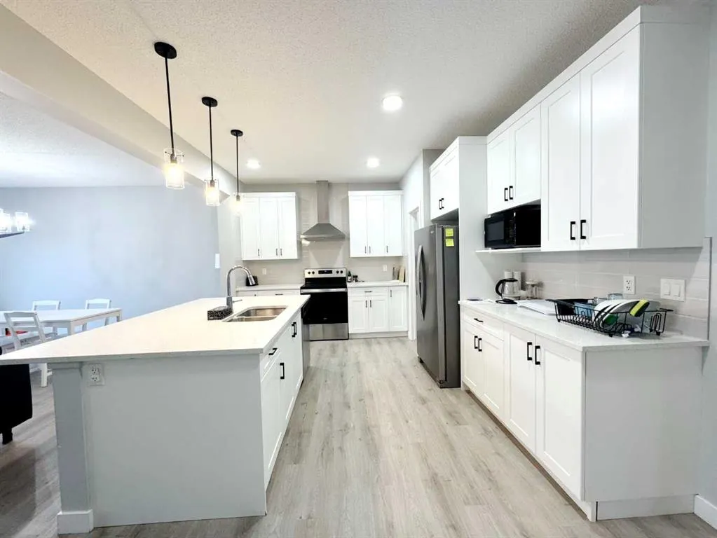 14 Sundown Close