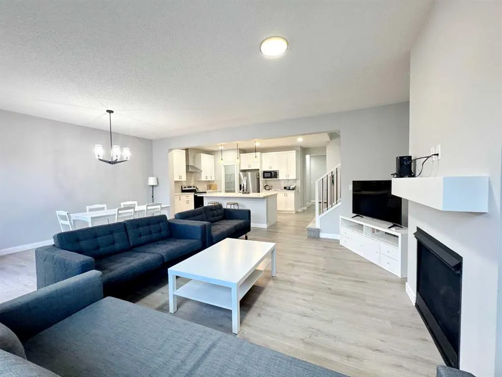 14 Sundown Close