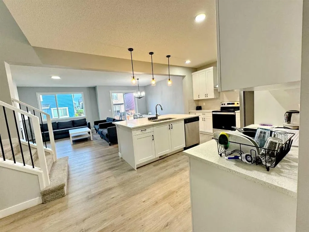 14 Sundown Close
