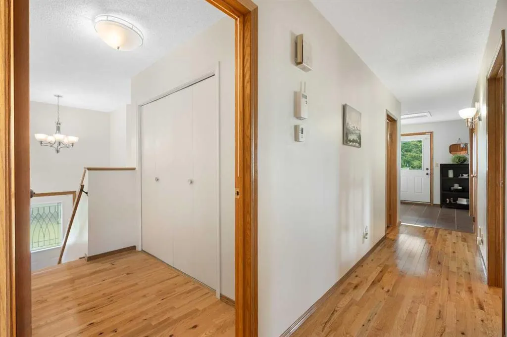31 Biggar Heights Bay