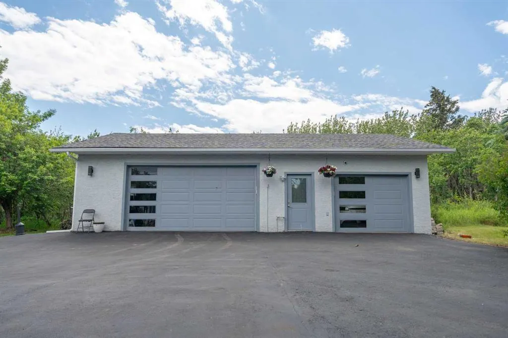 31 Biggar Heights Bay