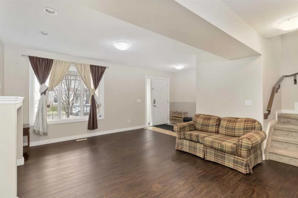 240 Comeau Crescent