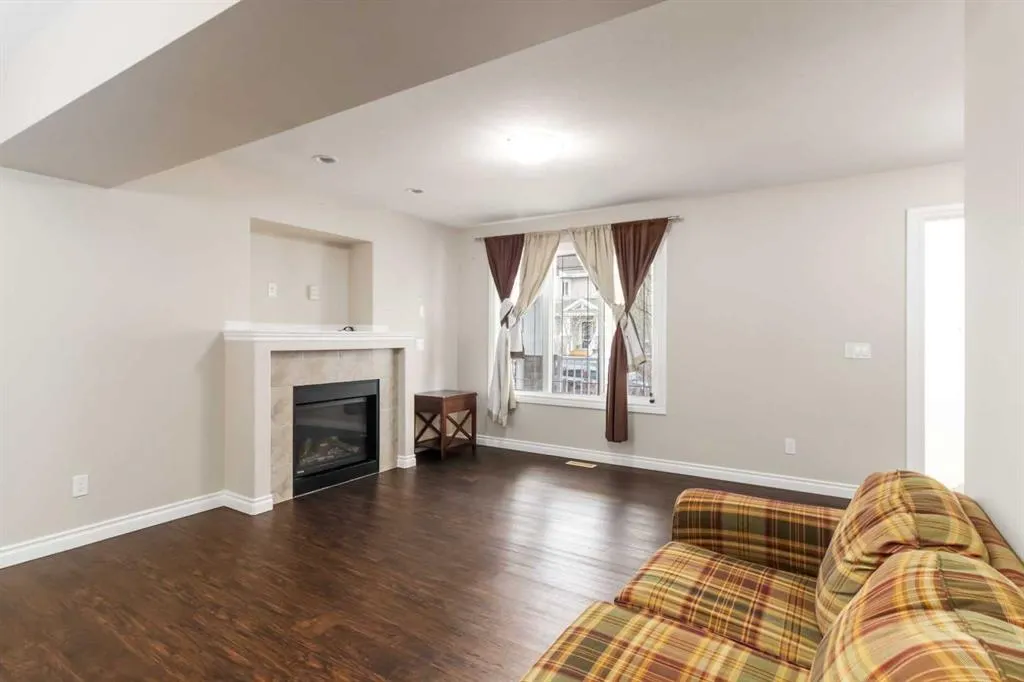 240 Comeau Crescent