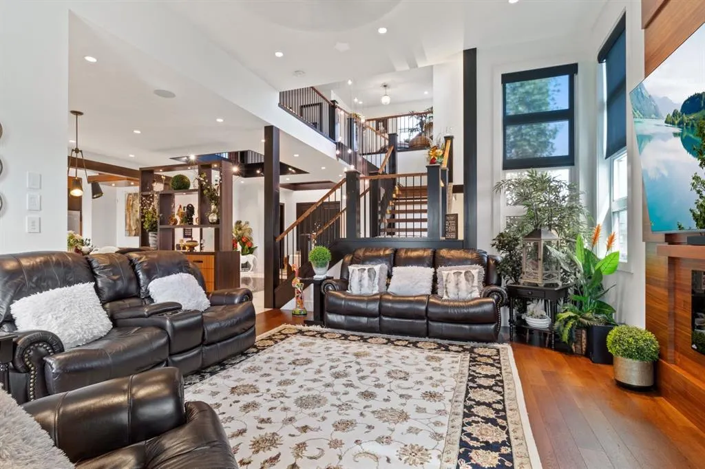 57 Lazaro Close