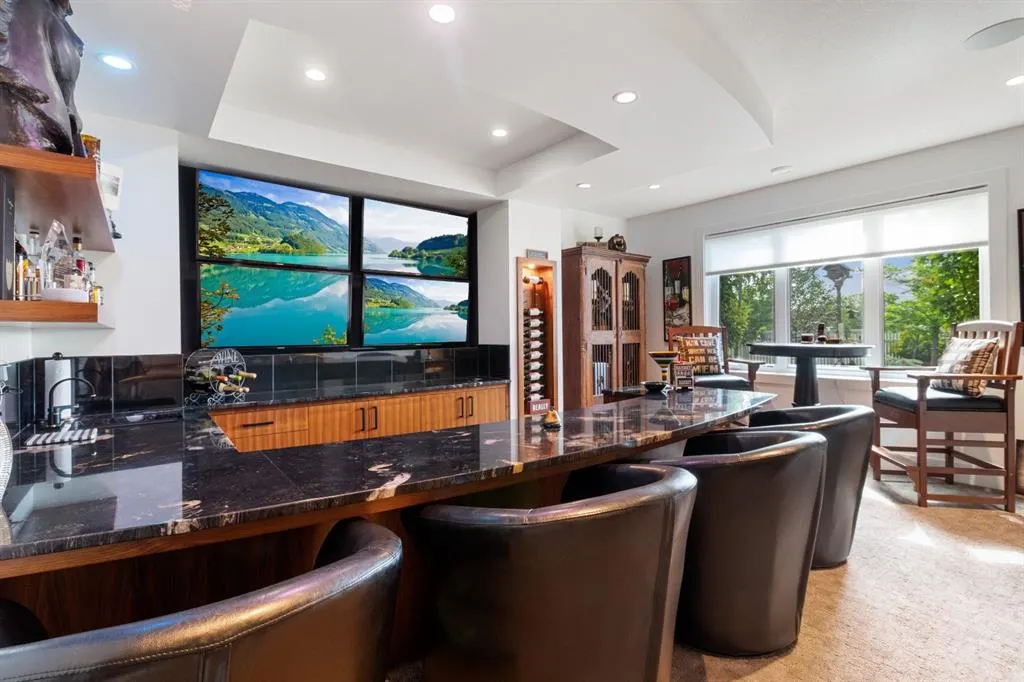 57 Lazaro Close