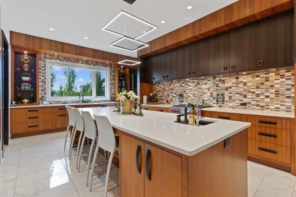 57 Lazaro Close