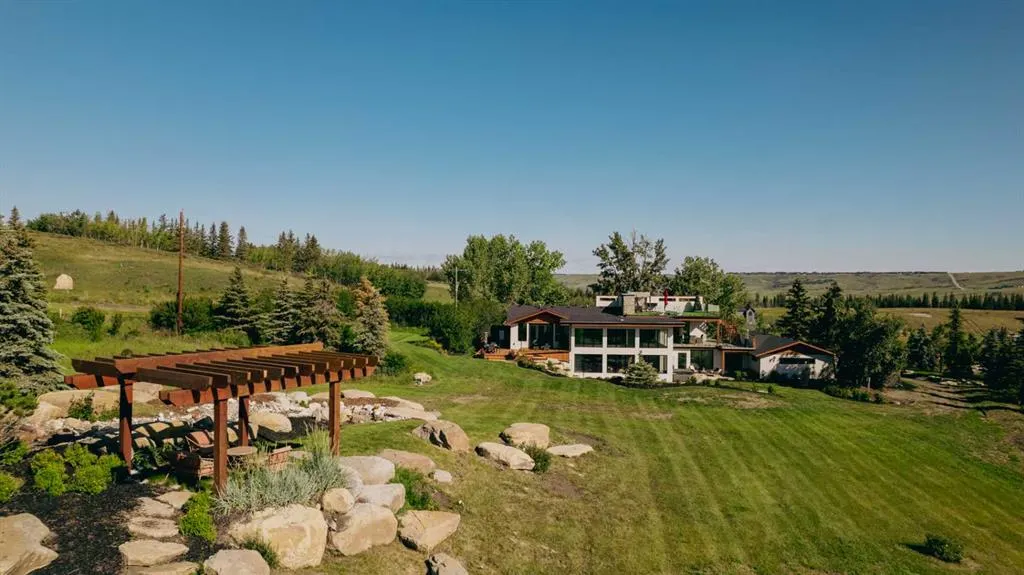 10 Devonian Ridge Place