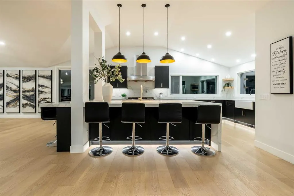 10 Devonian Ridge Place