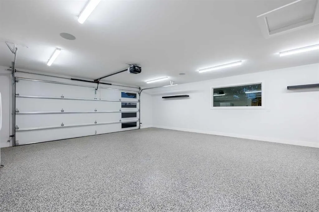 10 Devonian Ridge Place