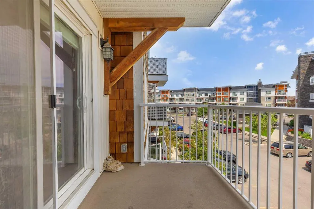 302 Skyview Ranch Drive NE, #3313