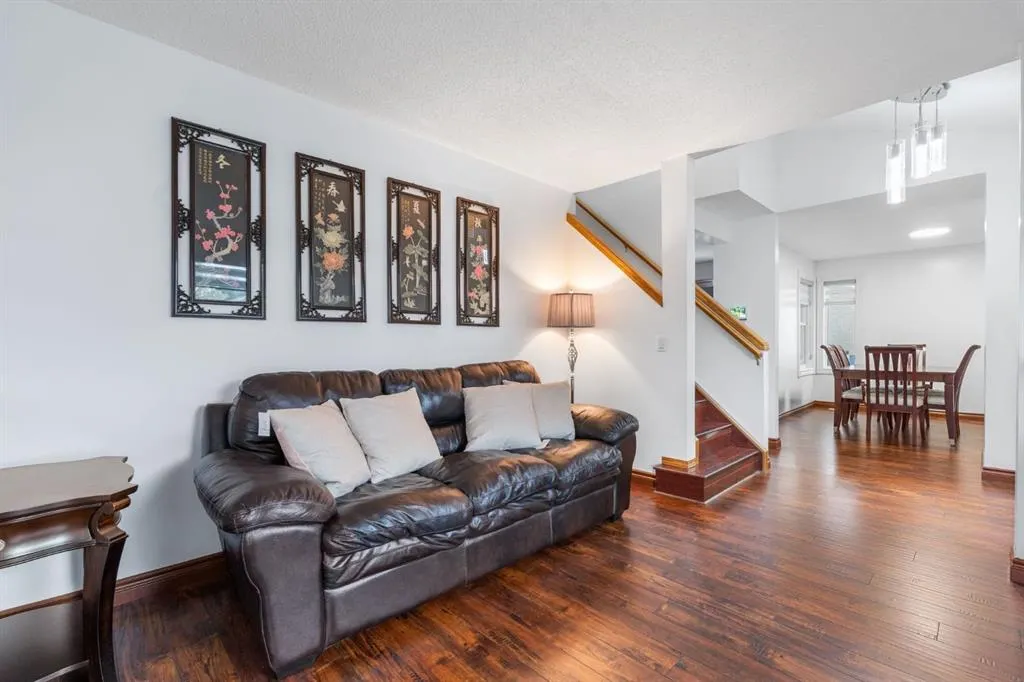 249 Applewood Place SE