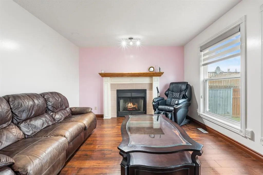 249 Applewood Place SE