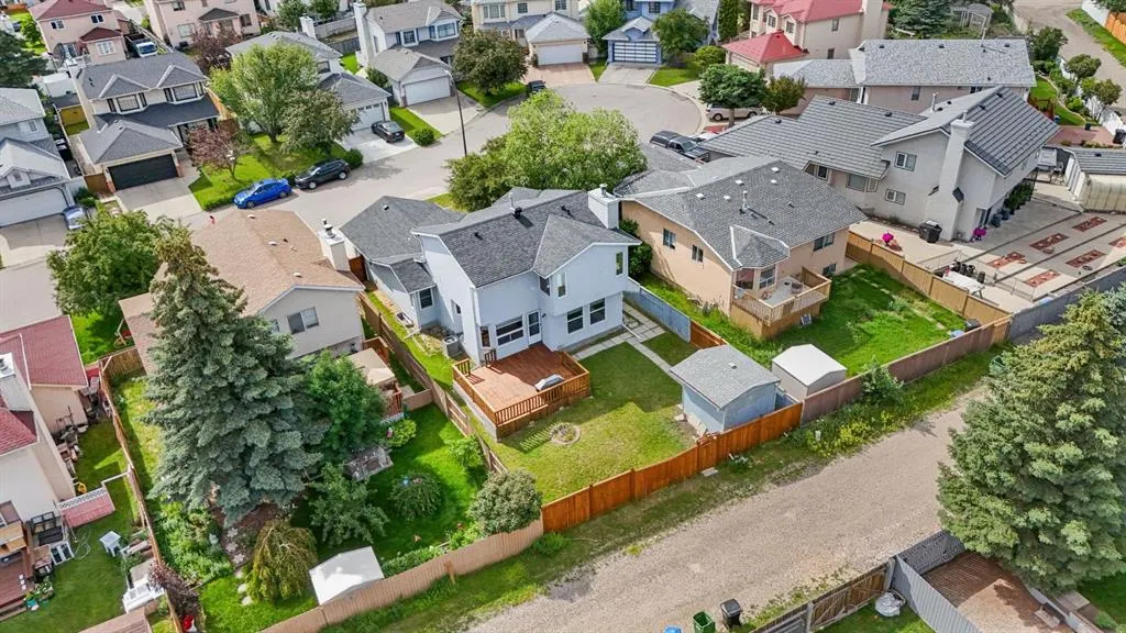 249 Applewood Place SE