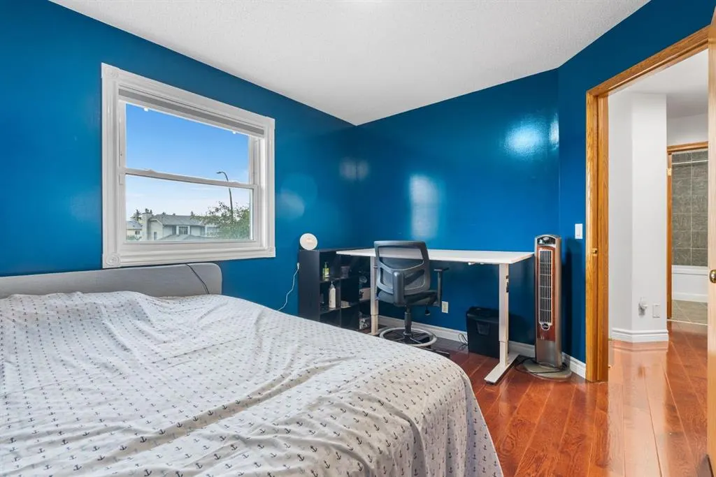 249 Applewood Place SE
