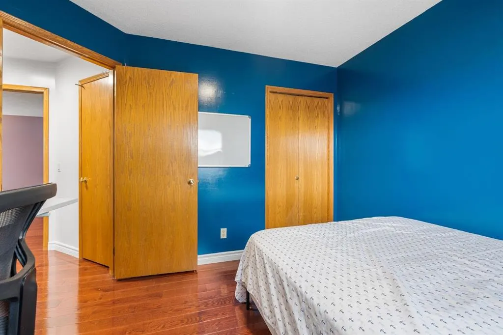 249 Applewood Place SE