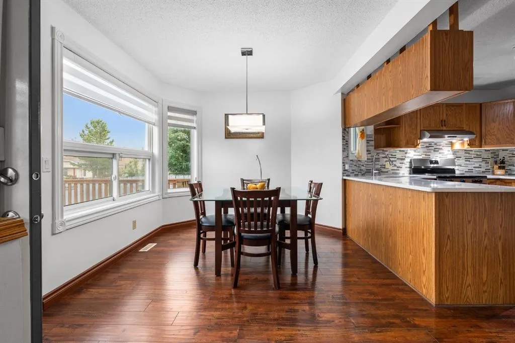 249 Applewood Place SE