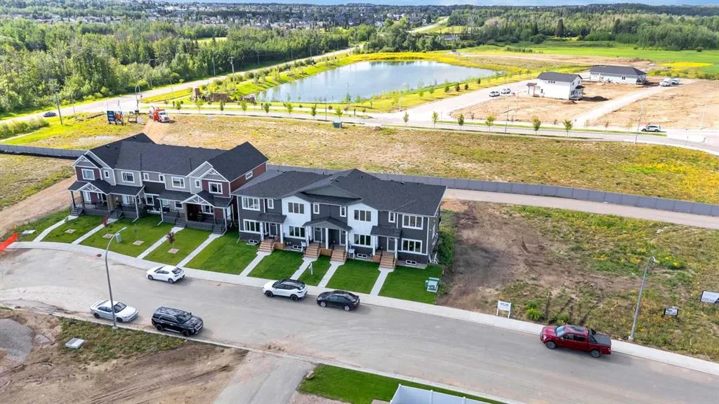 13 Gray Close