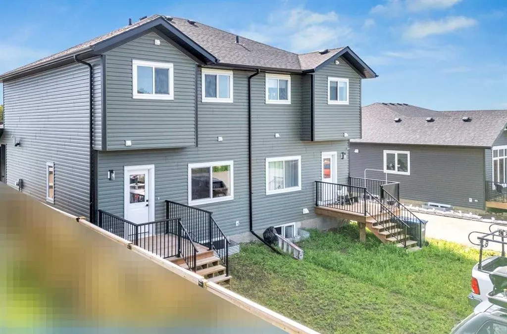 111 Gray Close