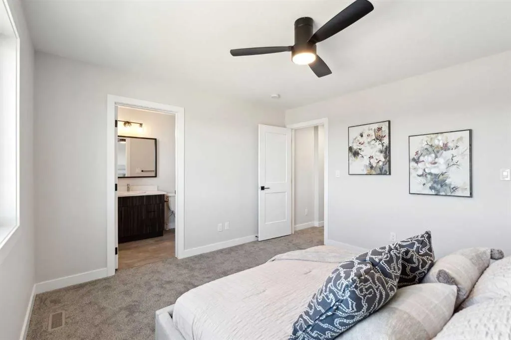 111 Gray Close