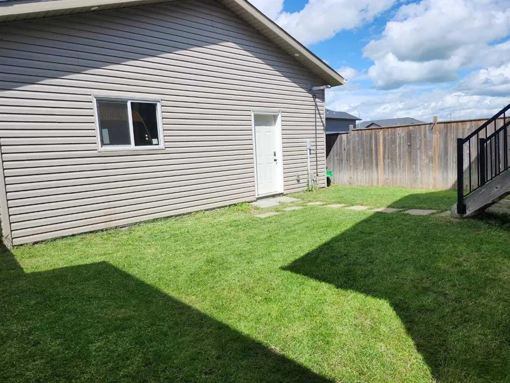 82 Harvest Close