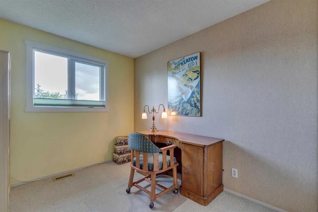 85 Erin Woods Place SE