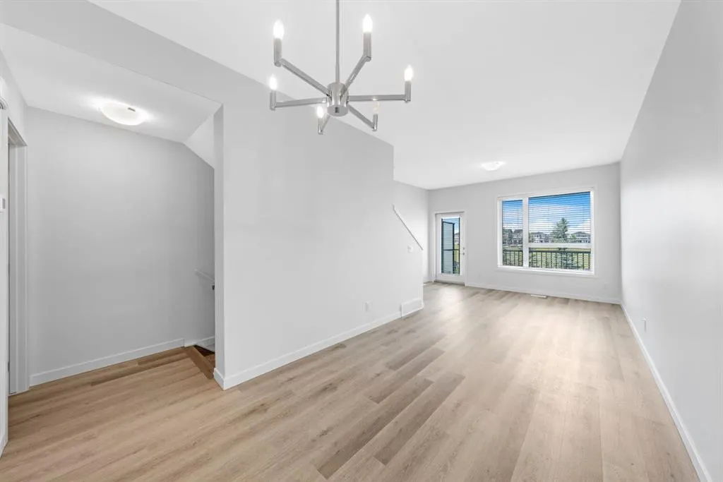 301 Redstone Boulevard NE, #365
