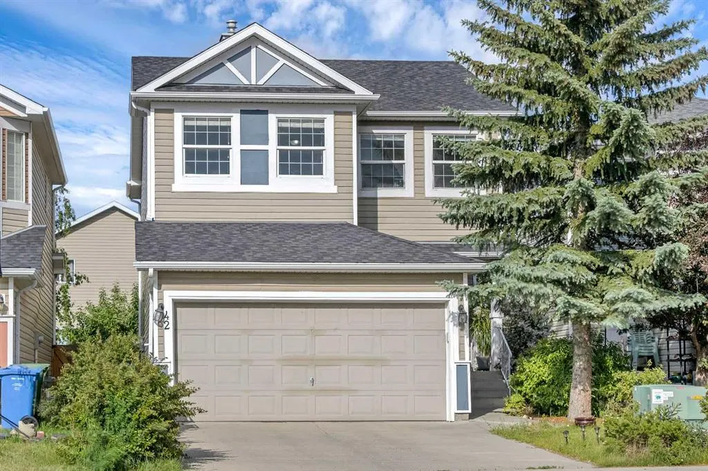 42 Royal Elm Drive NW