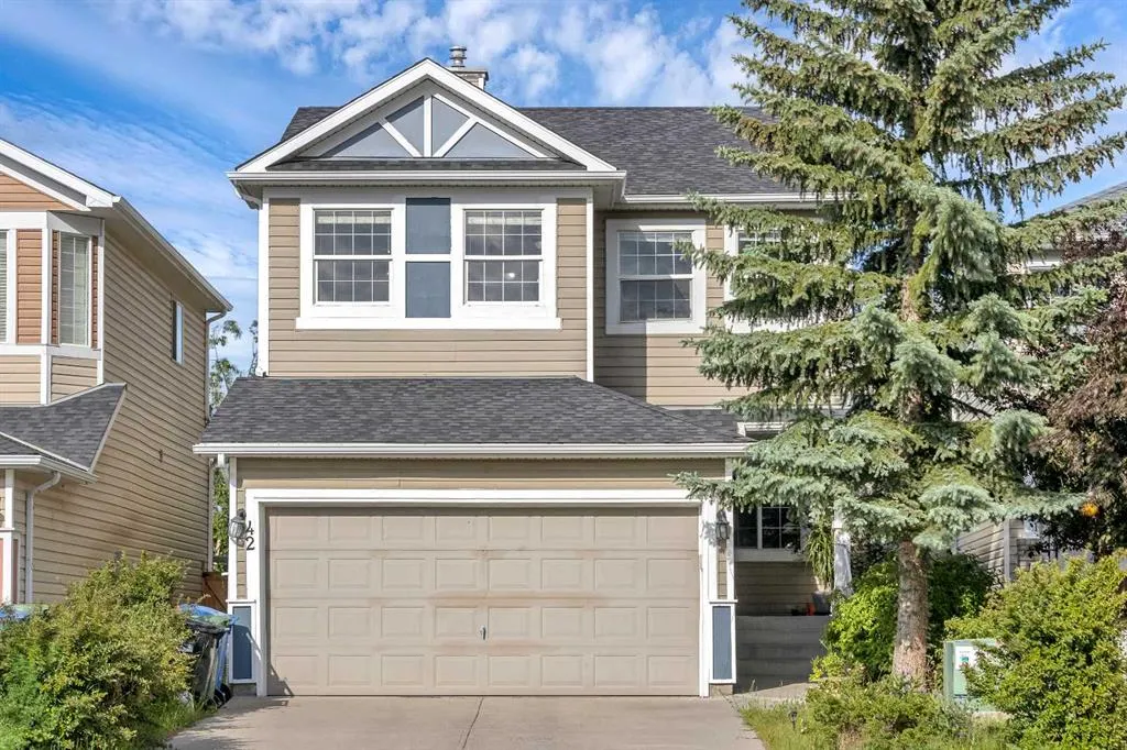 42 Royal Elm Drive NW