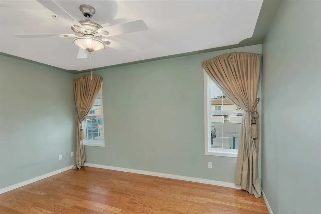 3501 49 Avenue, #102