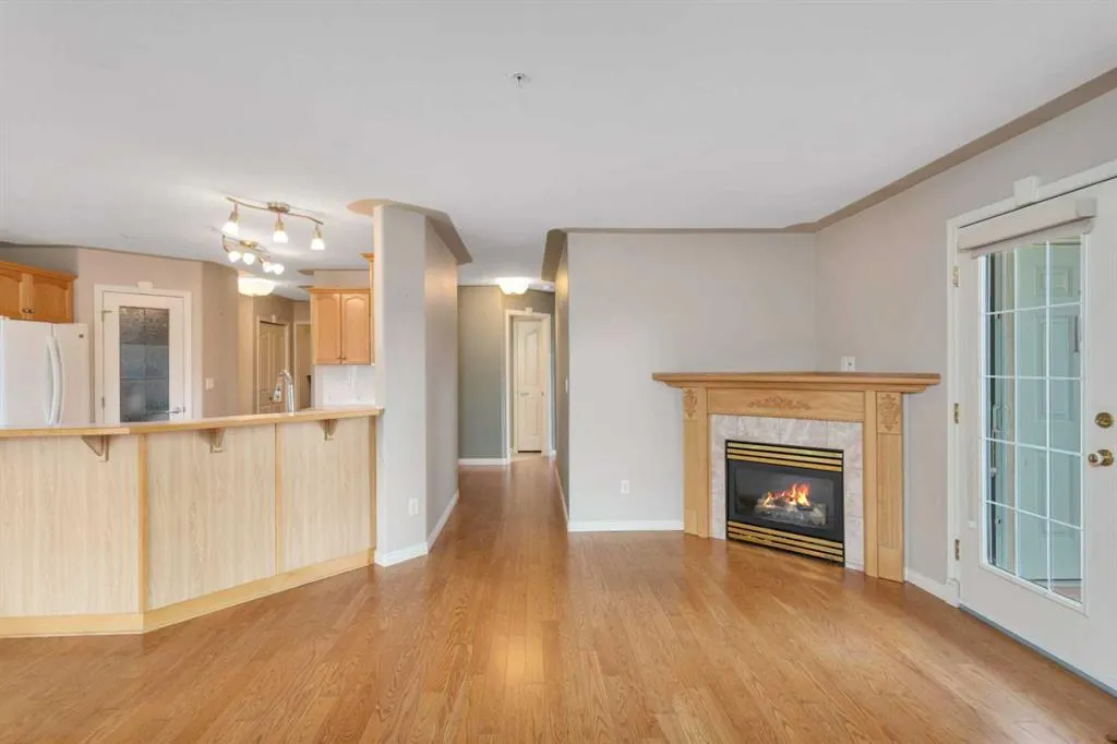 3501 49 Avenue, #102