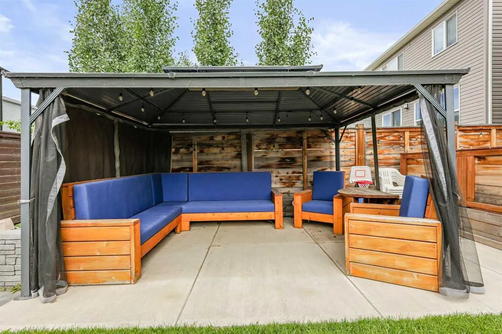 41 Seton Grove SE
