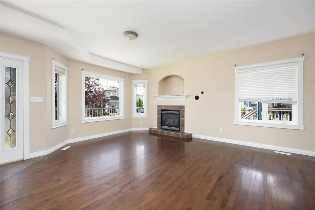 136 Coyote Crescent
