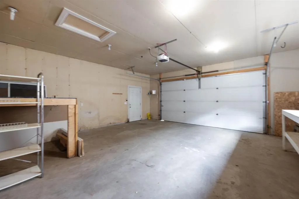 136 Coyote Crescent