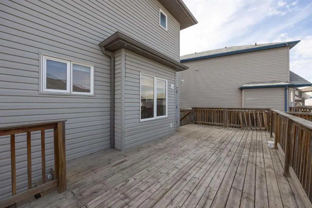 136 Coyote Crescent