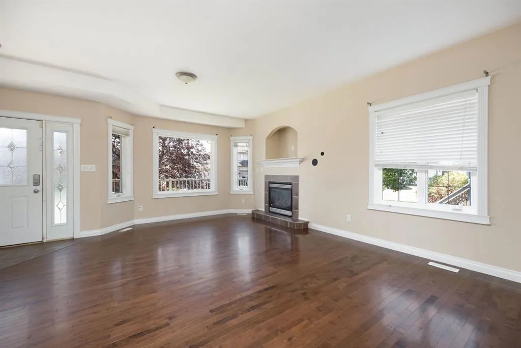 136 Coyote Crescent