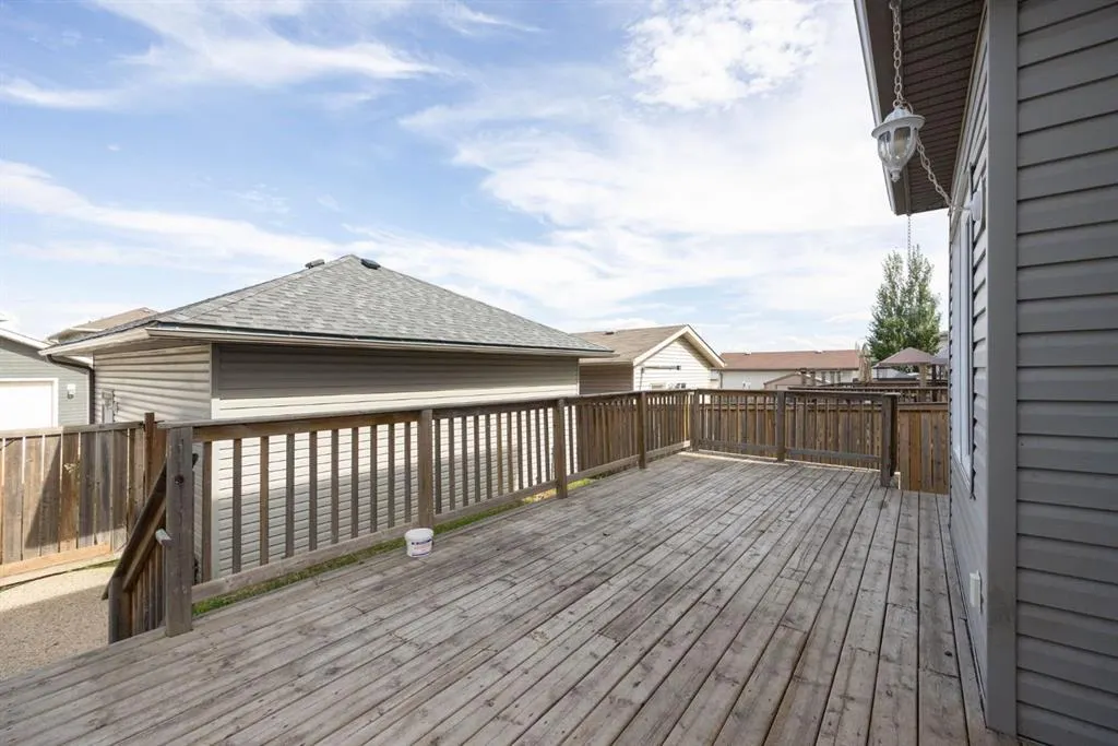 136 Coyote Crescent