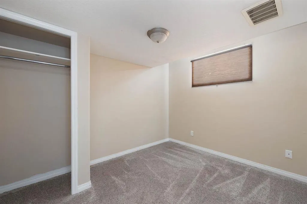 136 Coyote Crescent