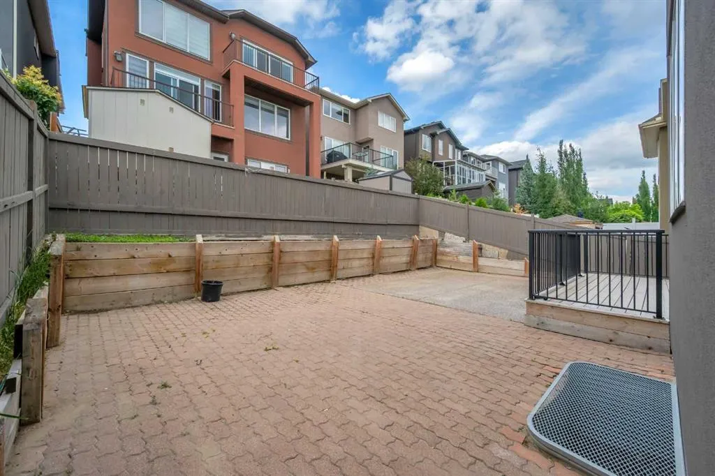 127 Evansview Road NW