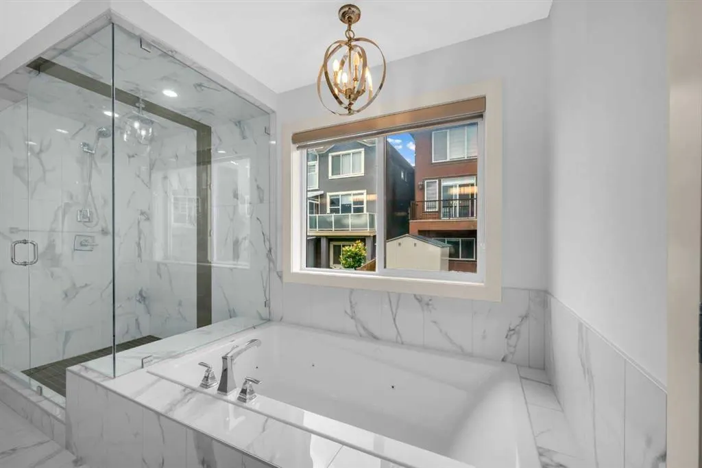 127 Evansview Road NW