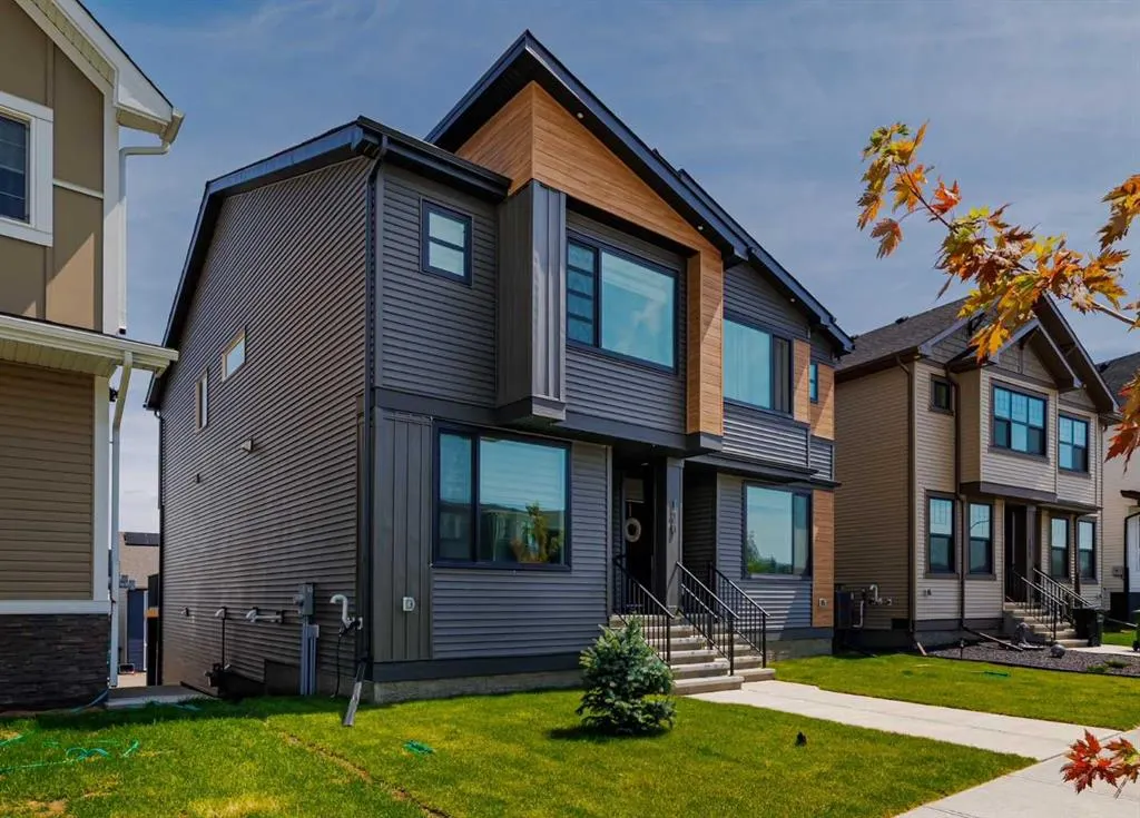 120 Edith Place NW