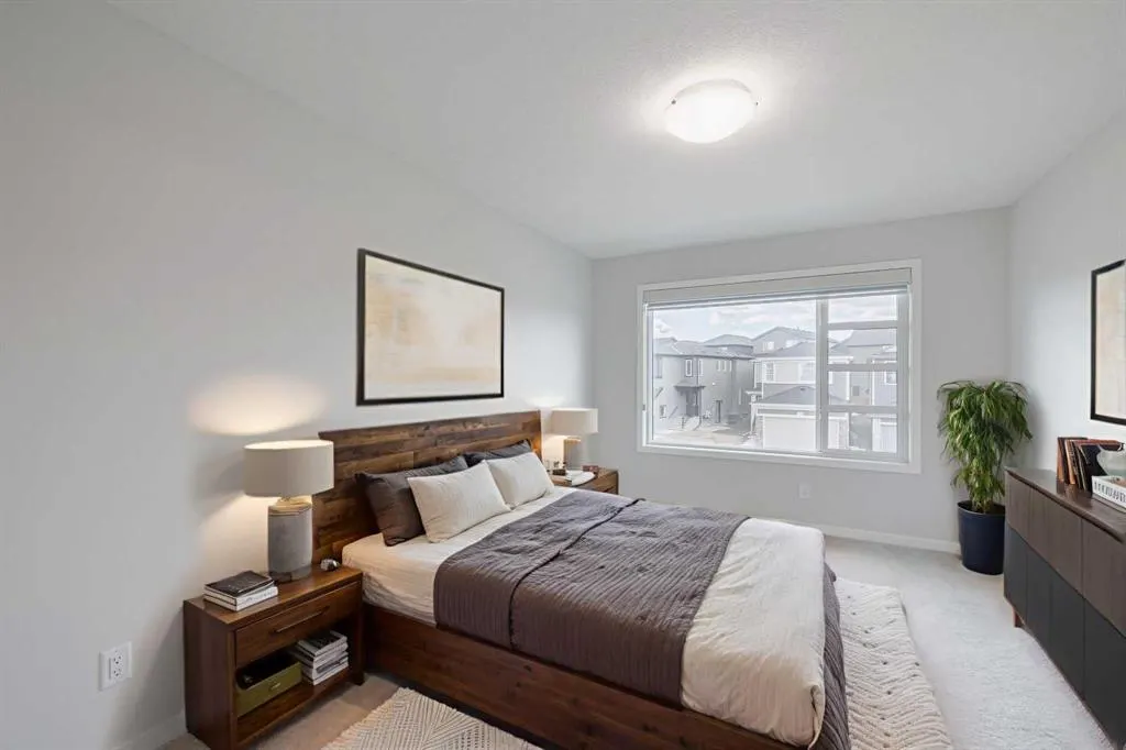 120 Edith Place NW