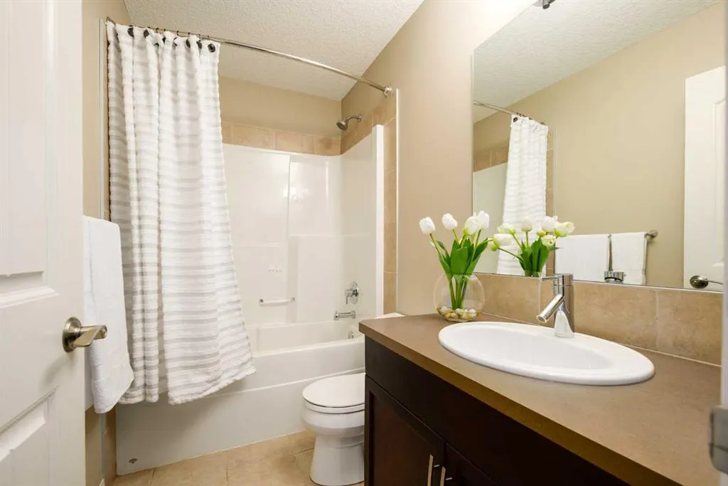 84 Auburn Shores Manor SE