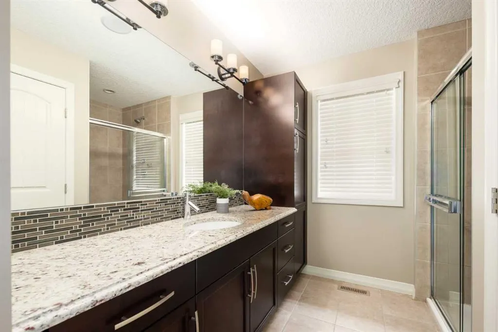 84 Auburn Shores Manor SE