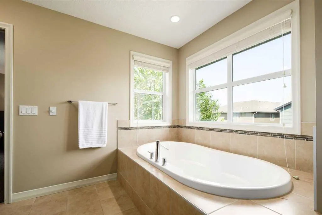 84 Auburn Shores Manor SE