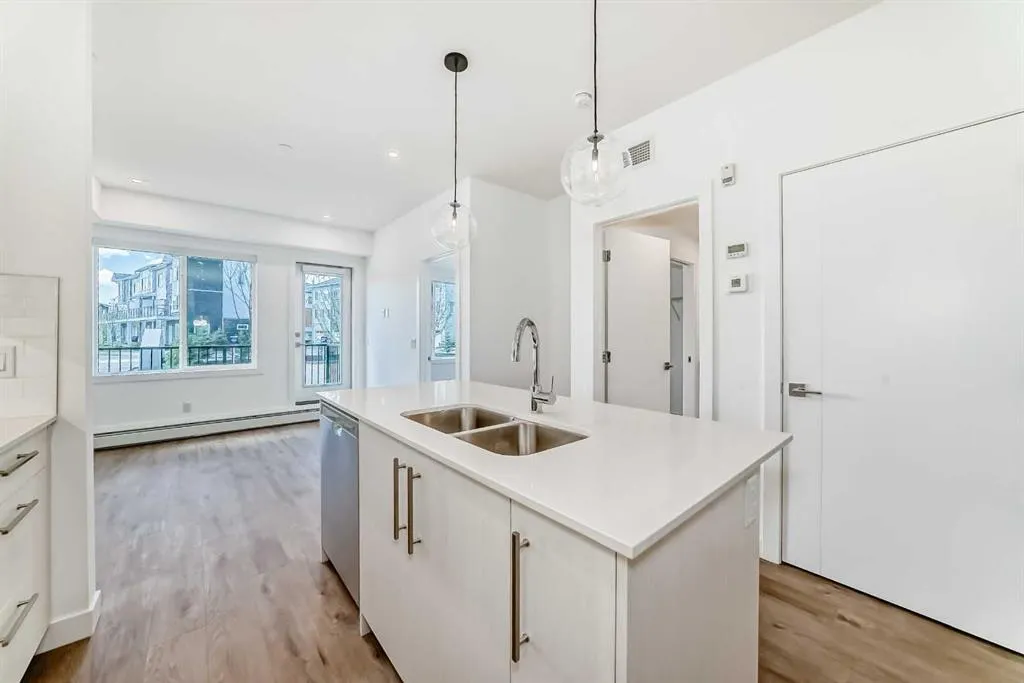 6 Merganser Drive W, #1116
